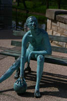 Statue dans Port-sur-Sane