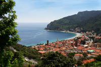 Noli vue de ses hauteurs